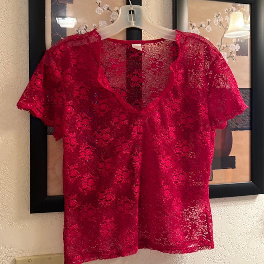 Sexy, soft red Camisole Nordstrom Stretch Lace w/cap sleeve & ruffle @neck-Large